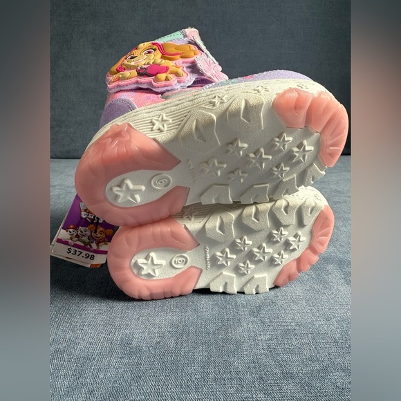 Paw Patrol Sky Light Up Snow Boots Toddler Girls SZ 6 Pink Velcro Closure Warm - Picture 6 of 8